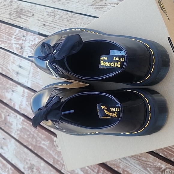 Dr. Martens  Holly Leather Platform Shoes Women's size 10 ,Men Size 9 - Picture 3 of 10